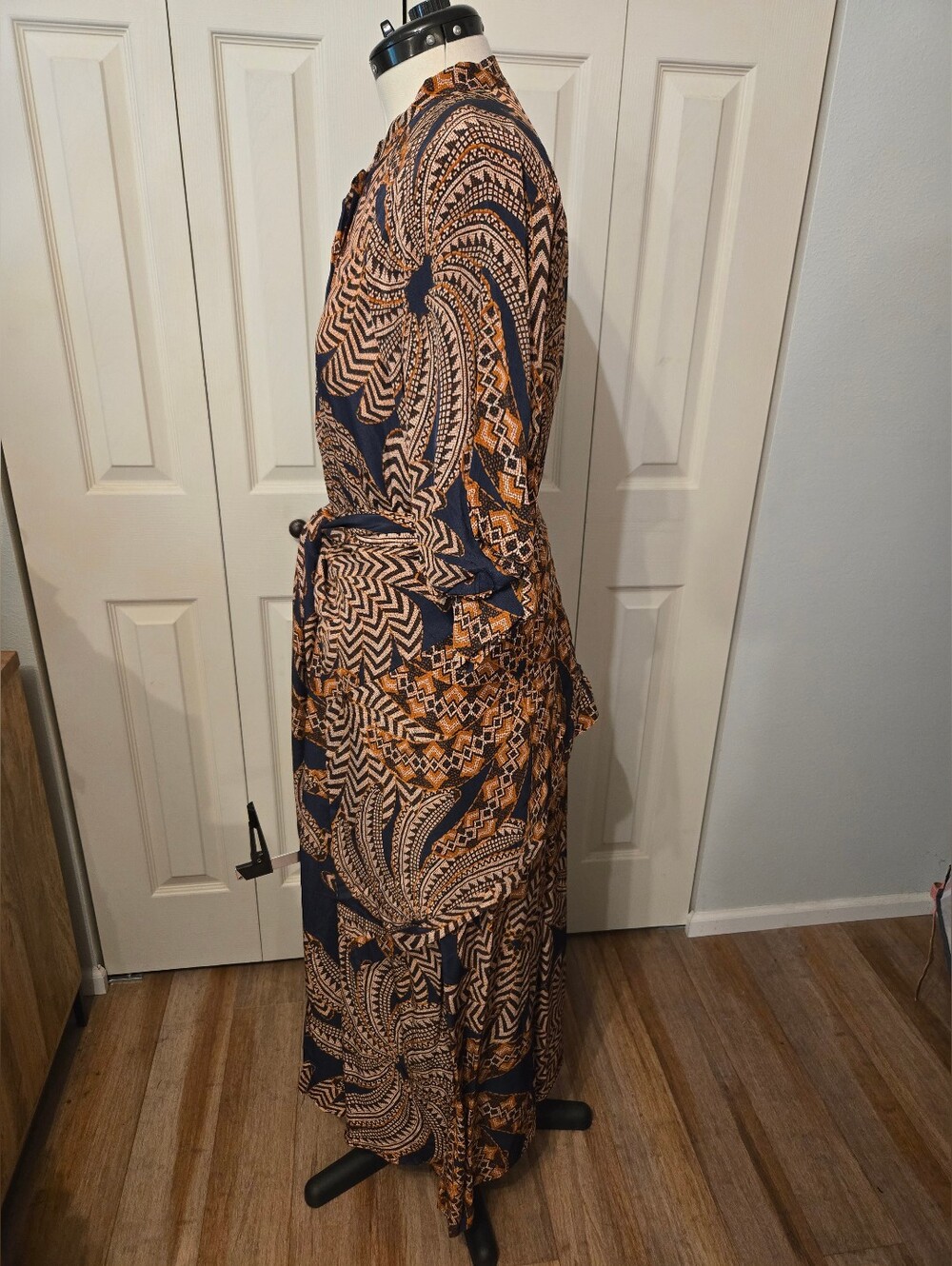 FARM Rio Dress Size XL - Picture 3 of 10
